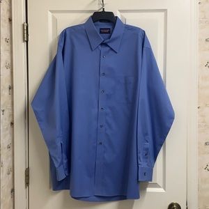 Men’s Roundtree & York dress shirt XL (17 1/2-36)